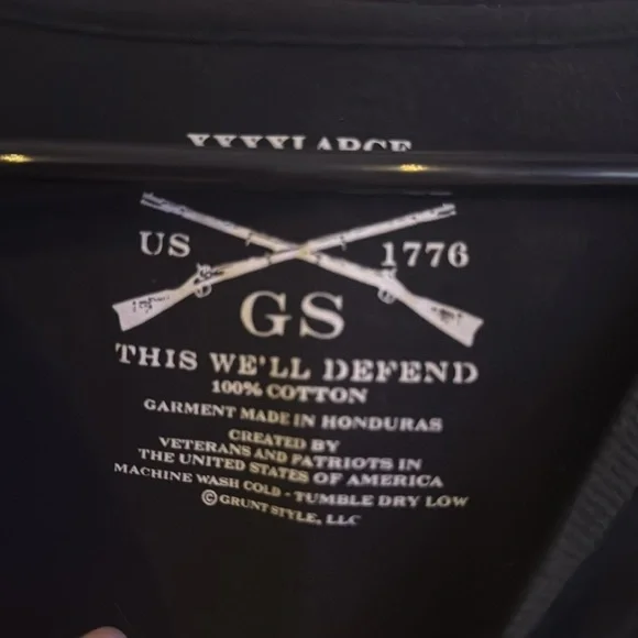 Grunt Style Black Tee with freedom graphic - Picture 4 of 4